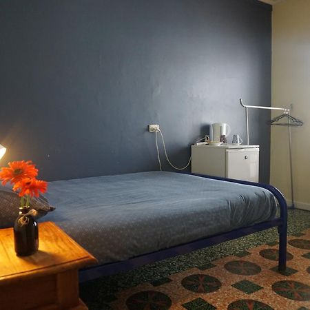 Auberge de jeunesse Ocean Beach Backpackers à Perth Extérieur photo